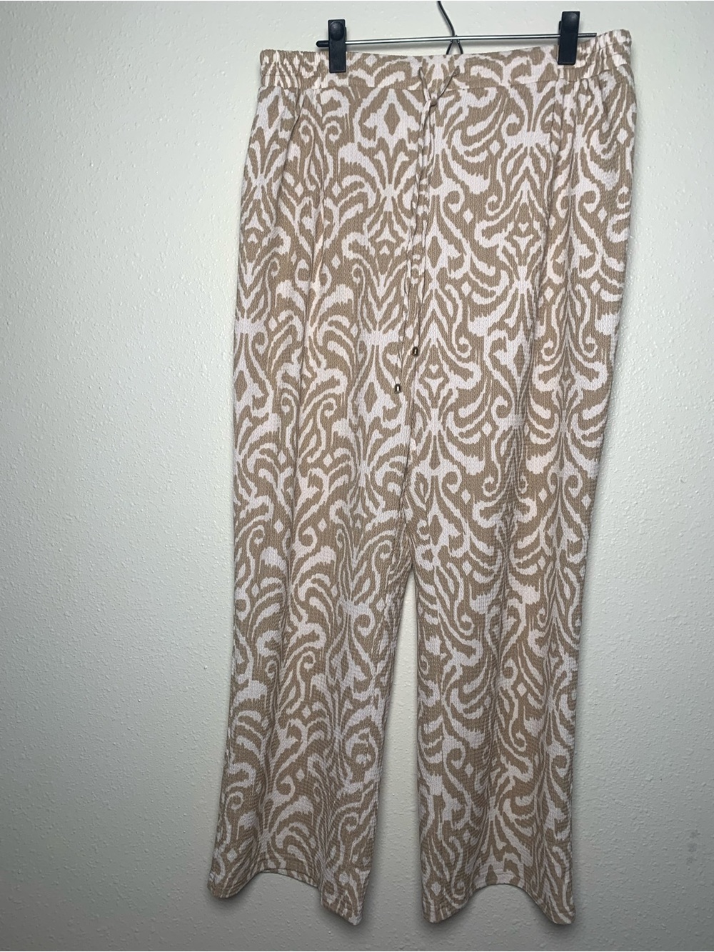 Beach Beige and White Patterned Wide-Leg Pants